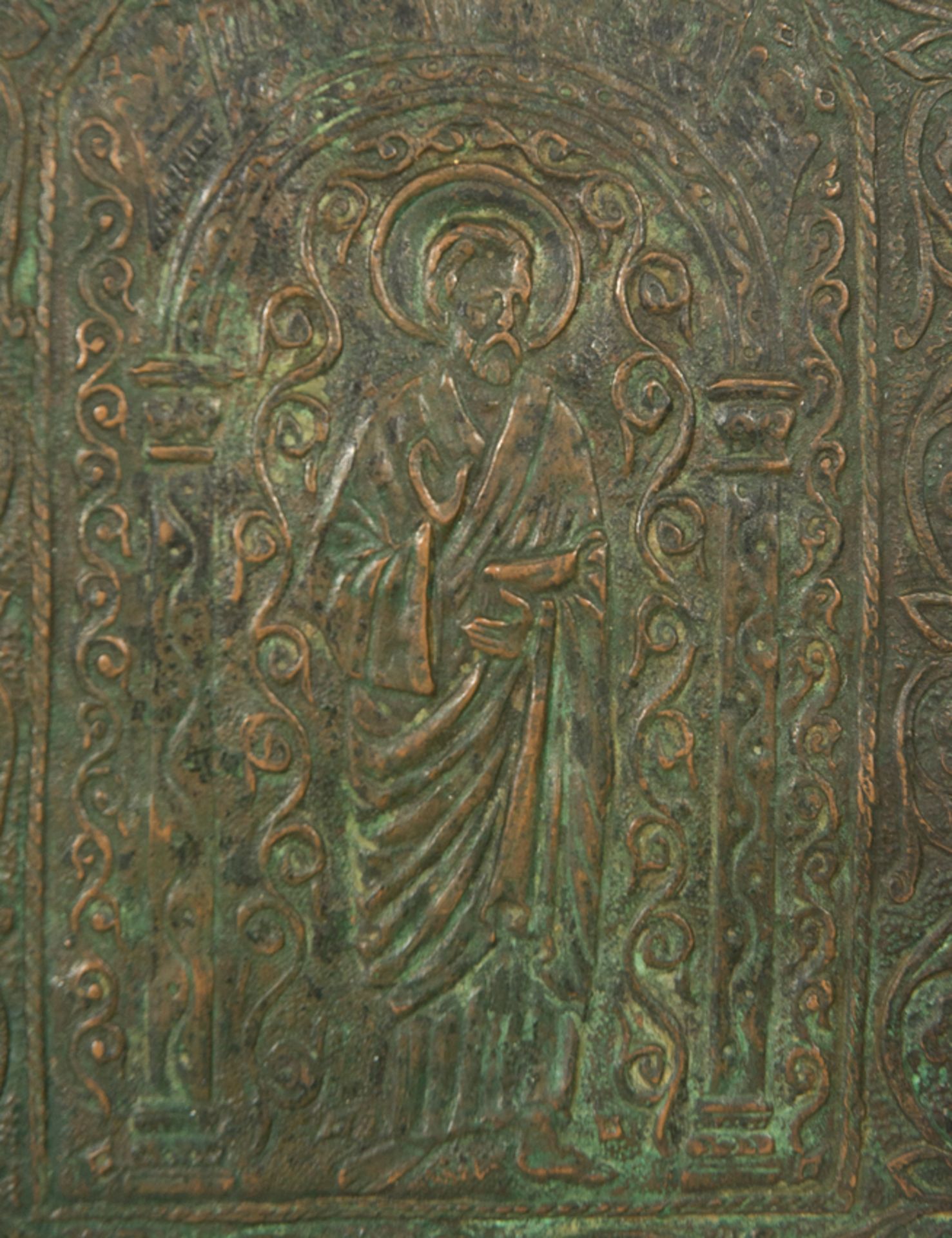 Pair of side sections from a copper reliquary chest with gilt residue. Circa 1300. - Bild 5 aus 6