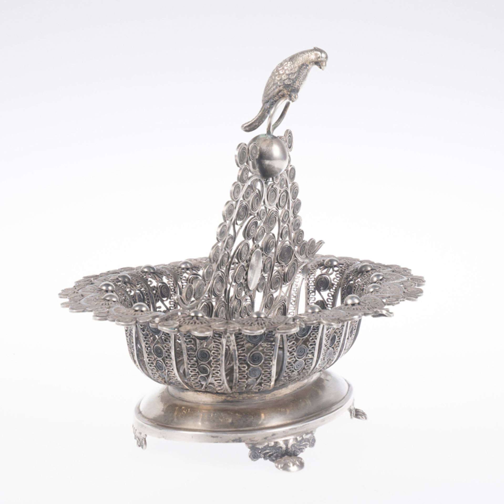 Silver filigree and cast silver centrepiece. Colonial. High Peru 19th century. - Image 3 of 5