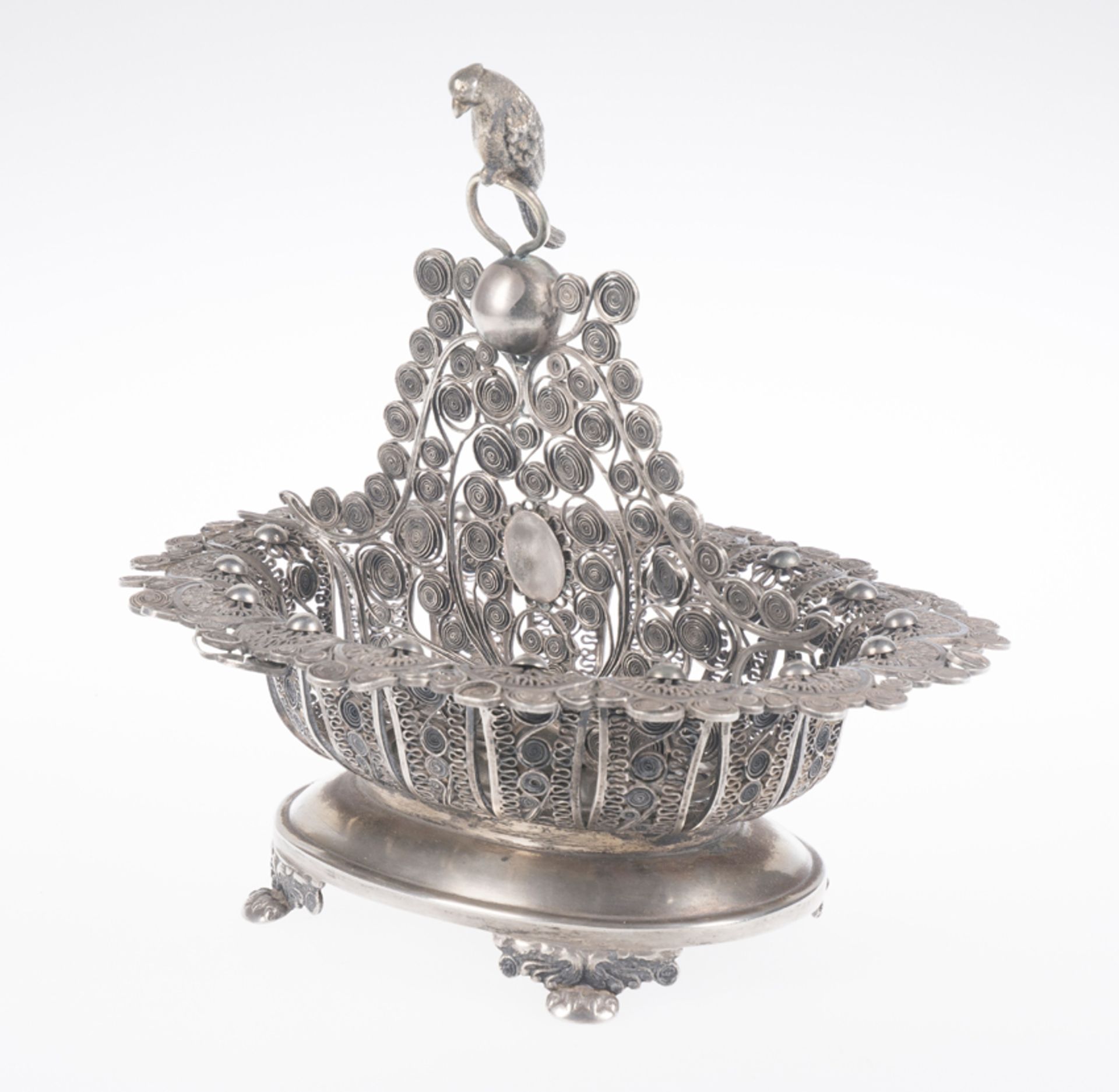 Silver filigree and cast silver centrepiece. Colonial. High Peru 19th century.