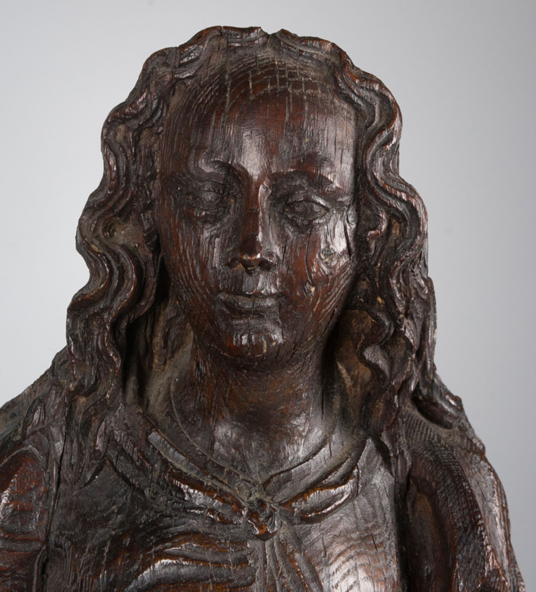 "Saint Barbara". Carved, wooden sculpture. Flemish School. 15th - 16th century. - Image 4 of 6