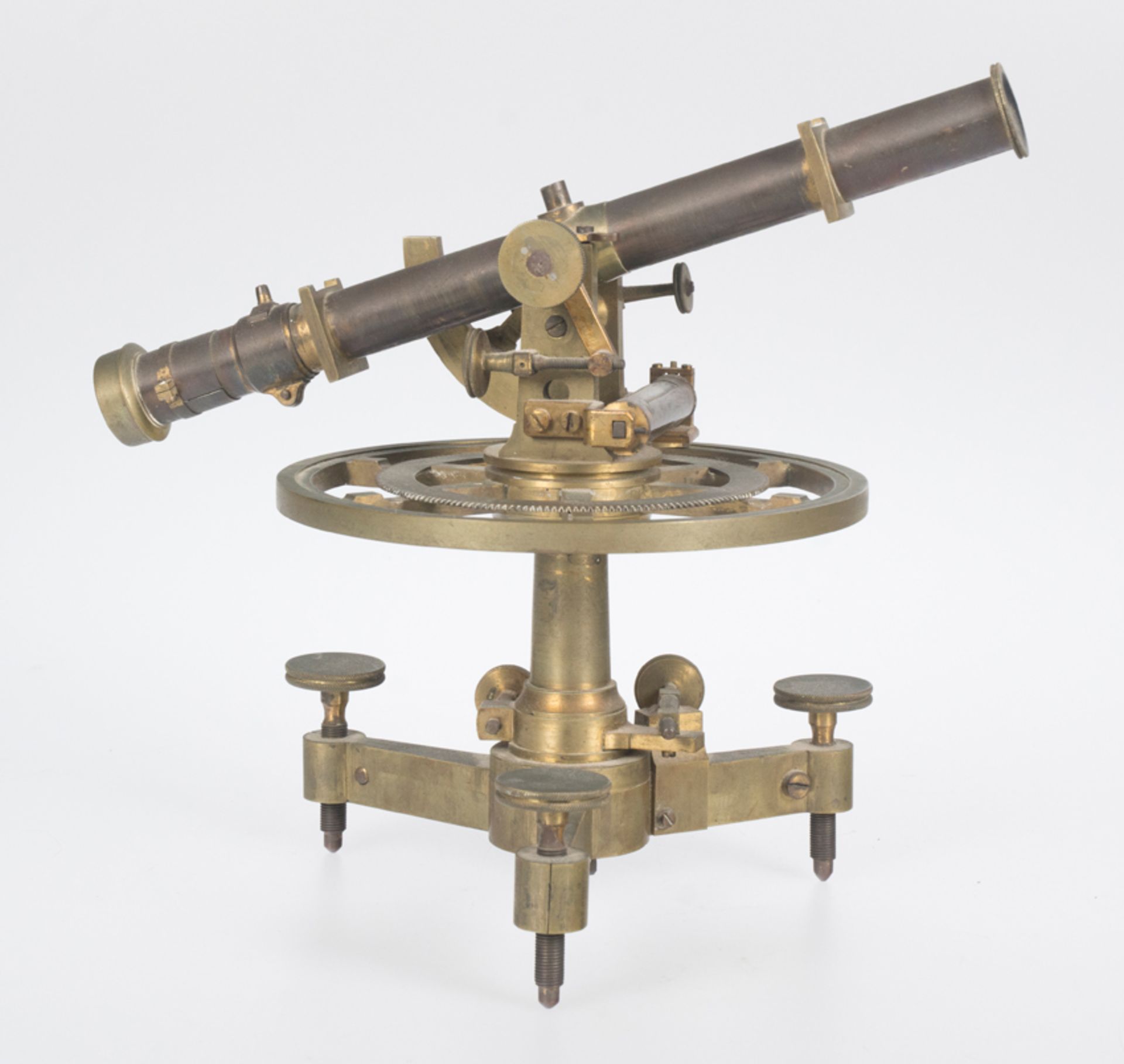 Bronze theodolite. 19th century.