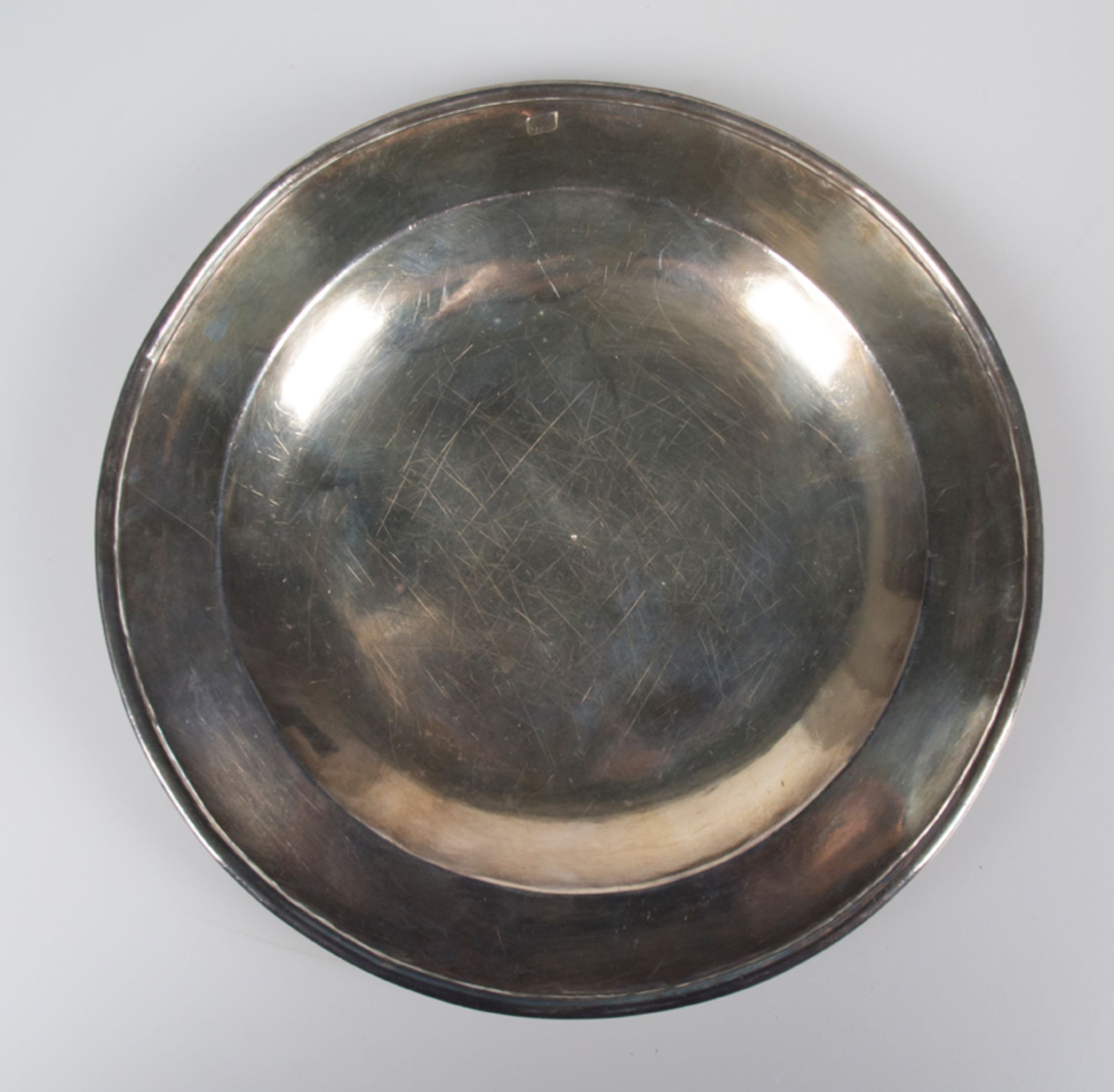 Marked silver plate. 18th century. - Bild 3 aus 5
