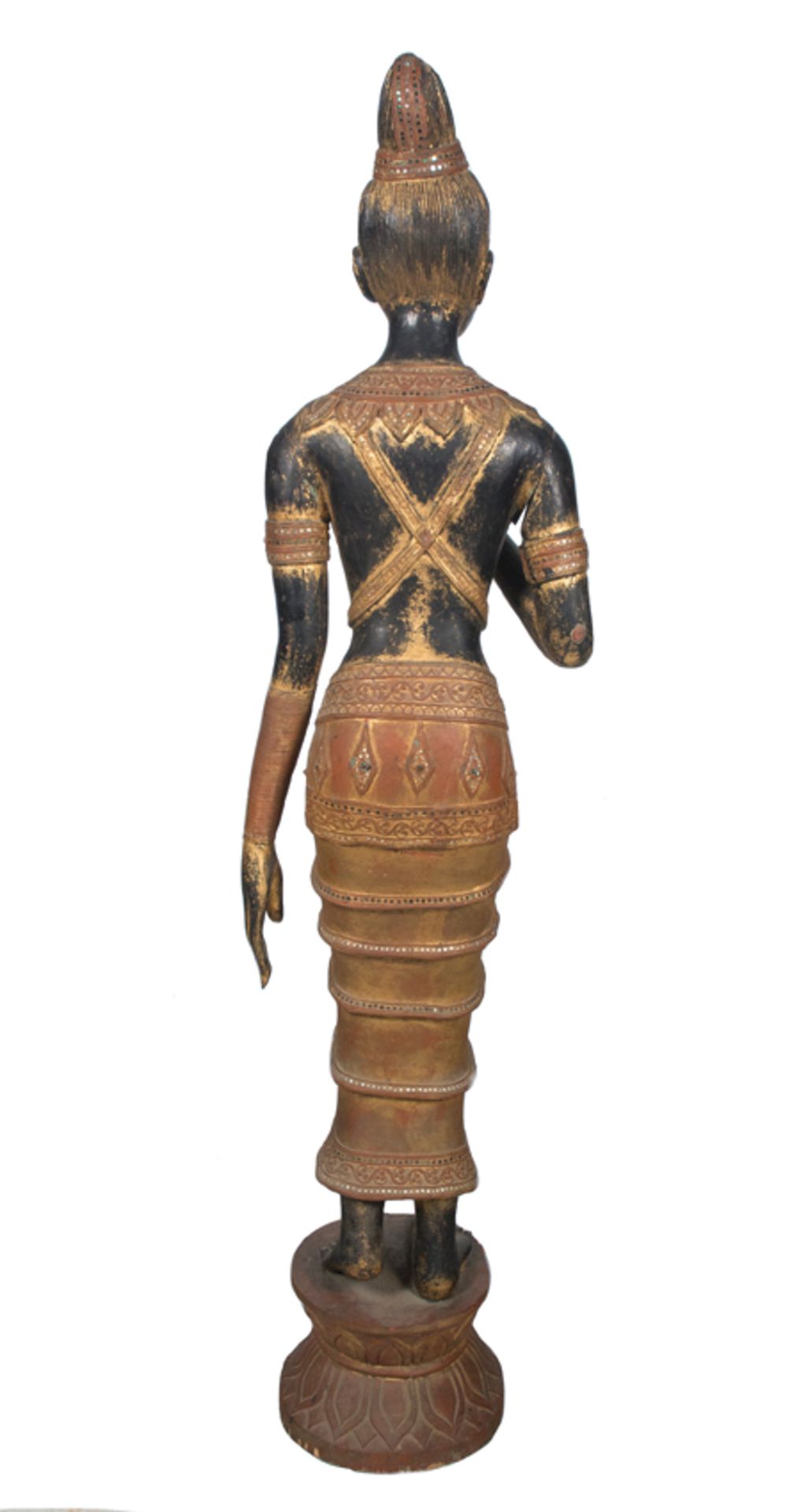 "Woman with flower". Carved and gilded wooden sculpture. Thailand. Mid 20th century. - Image 10 of 10