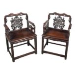 Pair of wooden chairs. China. 19th century.