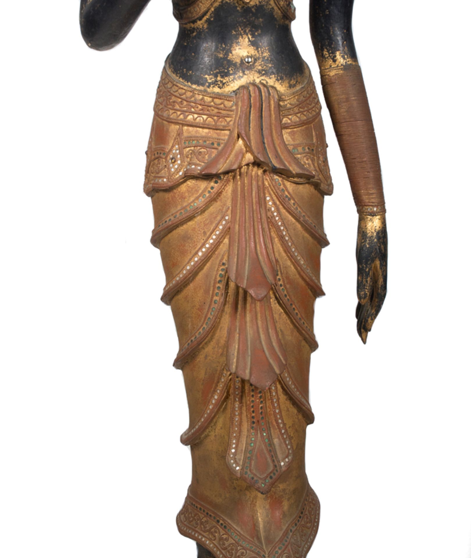 "Woman with flower". Carved and gilded wooden sculpture. Thailand. Mid 20th century. - Image 6 of 10