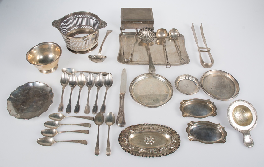 Set of various silverware pieces. 1900-1950. - Image 2 of 2