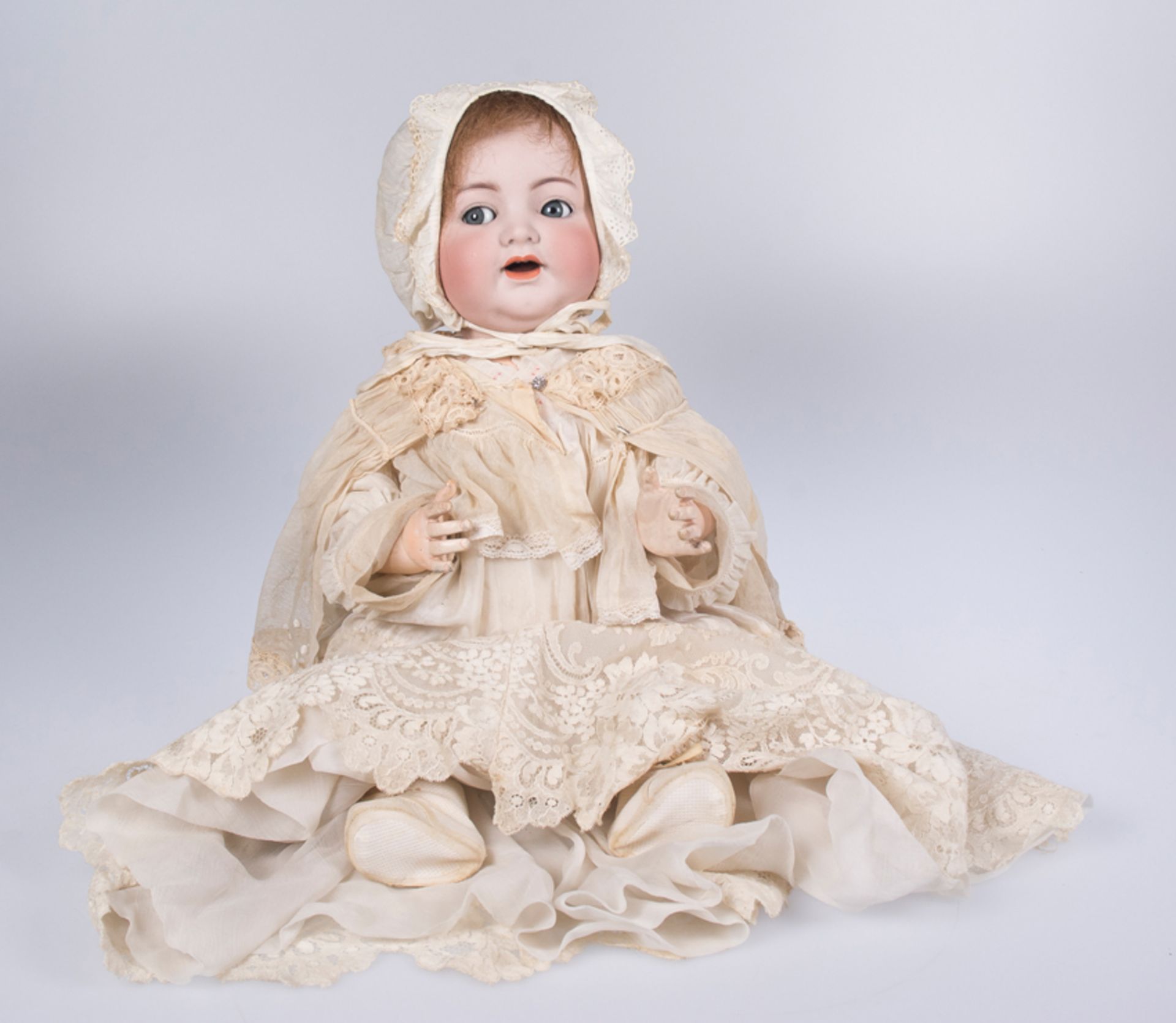 Jointed baby doll. Kammer & Reinhart. Germany. Circa 1900.