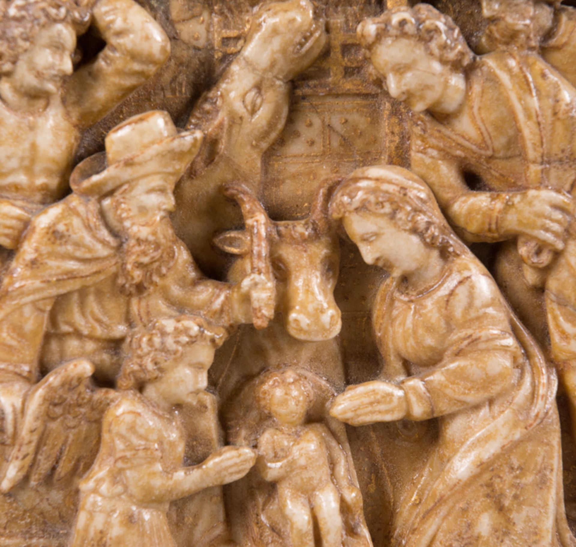 "The adoration of the shepherds". Alabaster relief with gild residue. Flemish School. 16th century. - Image 5 of 9