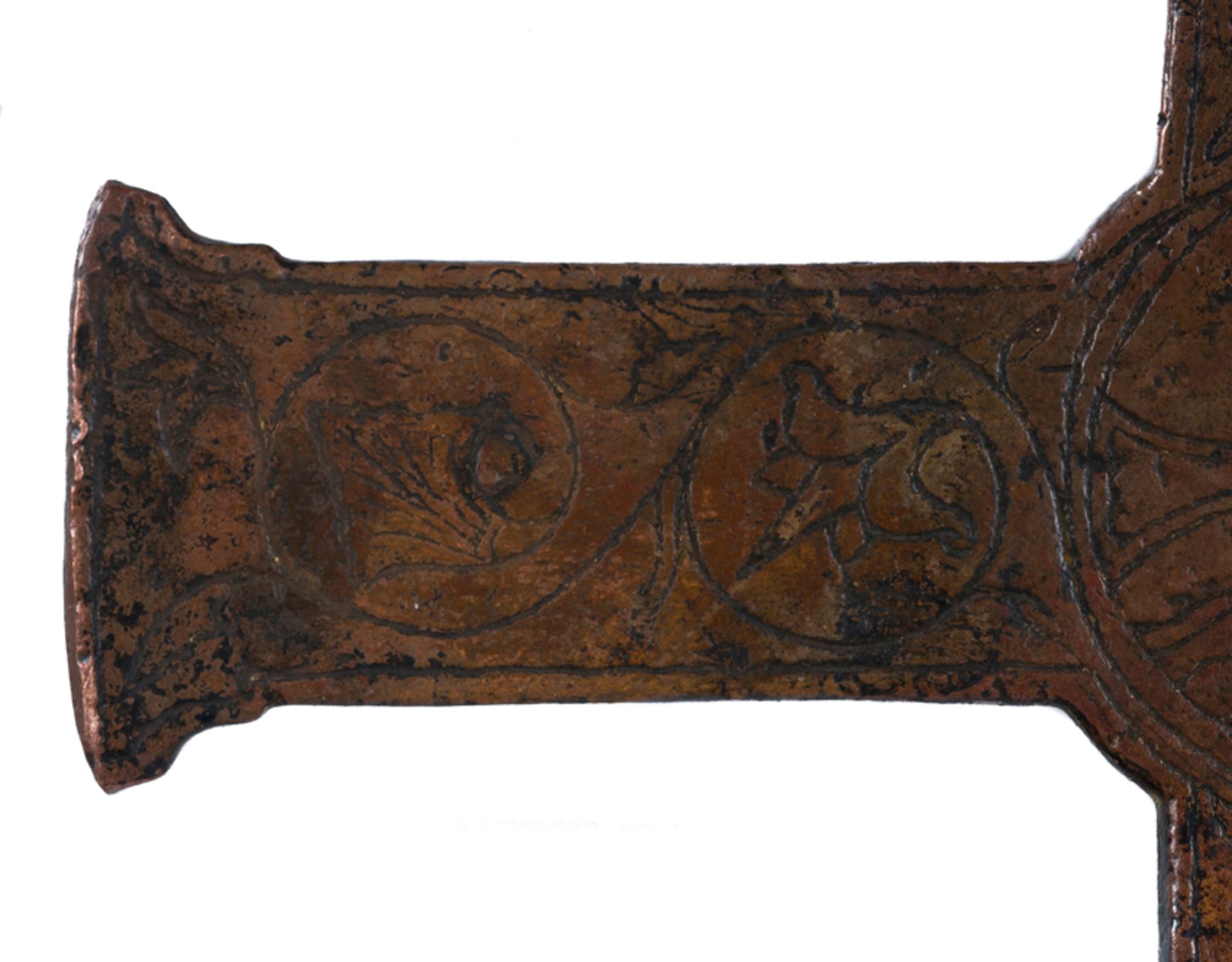 Magnificent cross with Christ alive, in copper with traces of gilding, chiselled and decorated with - Bild 14 aus 14