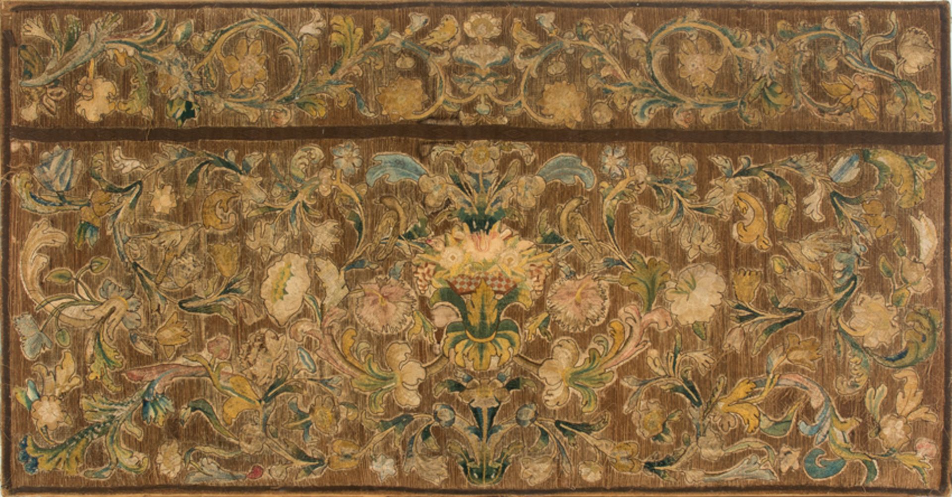 Embroidered antipendium in coloured silk threads. Spain or Italy. 17th century.