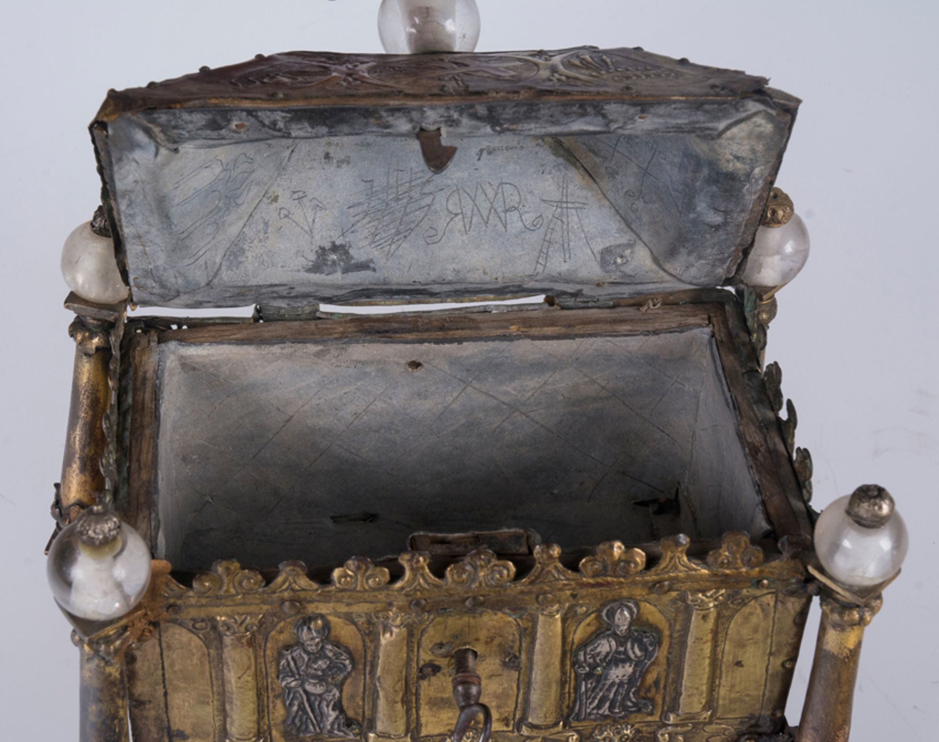 Reliquary chest in gilded copper with silver applications and rock crystal spheres. Italy. Possibly - Image 9 of 12