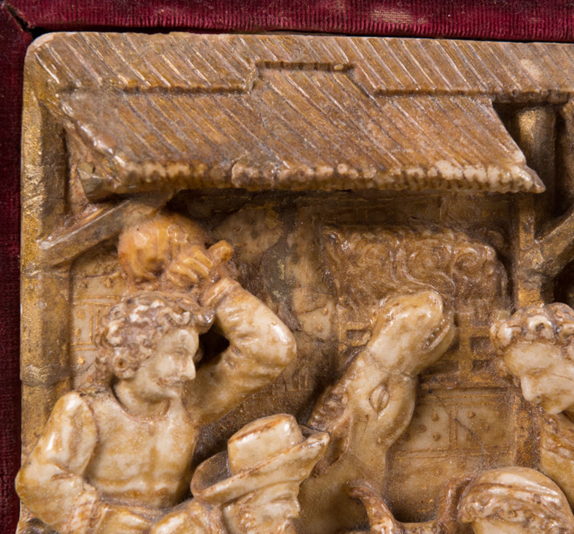 "The adoration of the shepherds". Alabaster relief with gild residue. Flemish School. 16th century. - Image 6 of 9