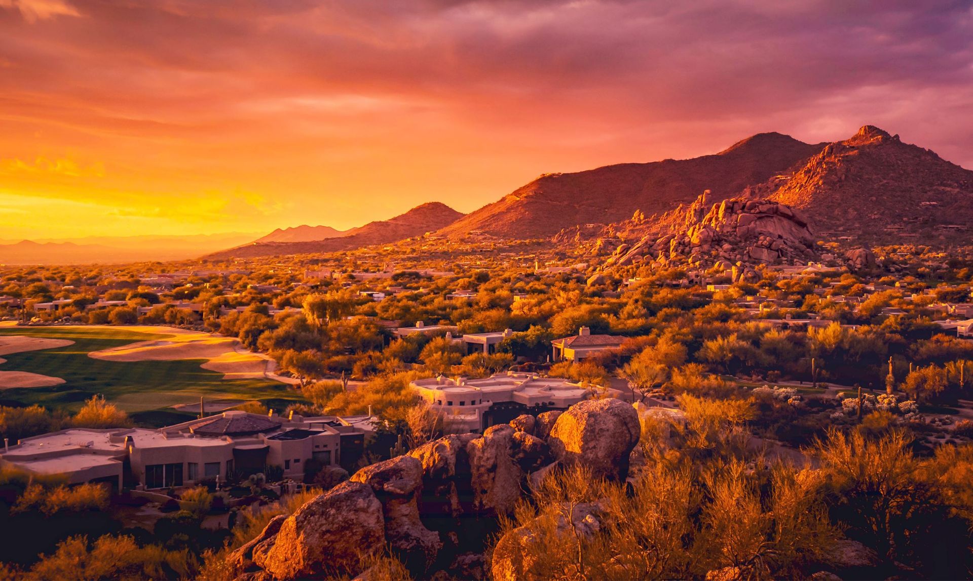 Explore Arizona Deserts & Mountains Views in Cochise County!