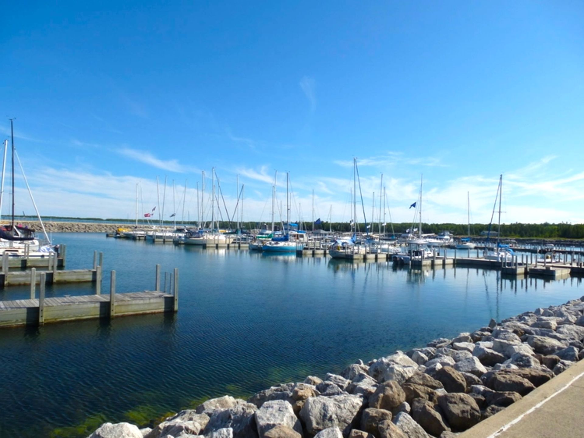 Enjoy the Four Seasons in Presque Isle Harbor, Michigan! - Image 7 of 12