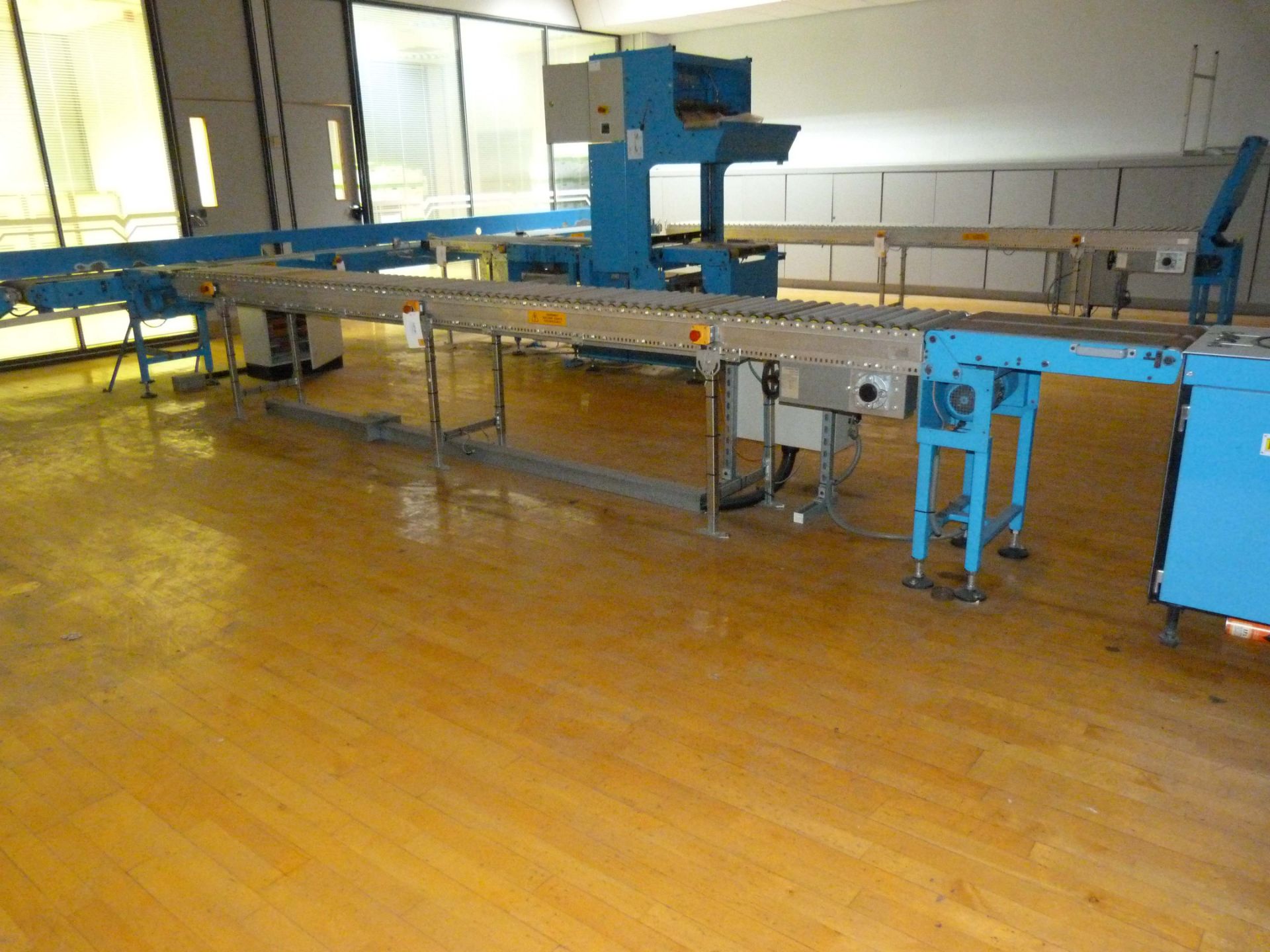 TRANSNORM Systems TS2300 Roller conveyor 4.59m x 40cm with small belt conveyor