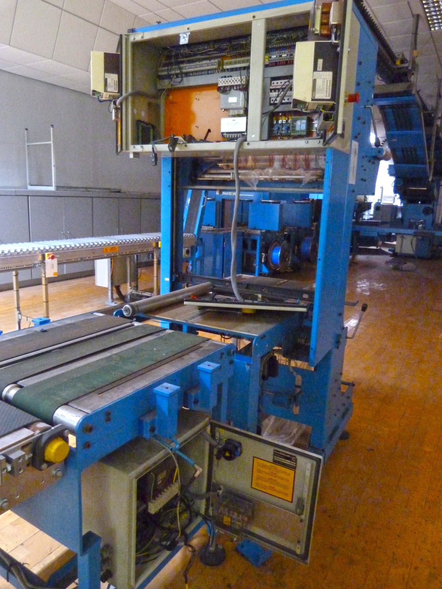 MULLER MARTINI Bundle film Wrapper mod FW48 100 with Conveyor some component parts removed