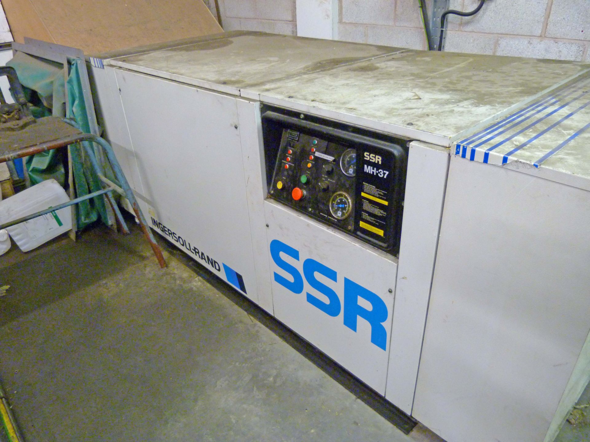 INGERSOL RAND SSR MH37 Screw Compressor 22100 hrs