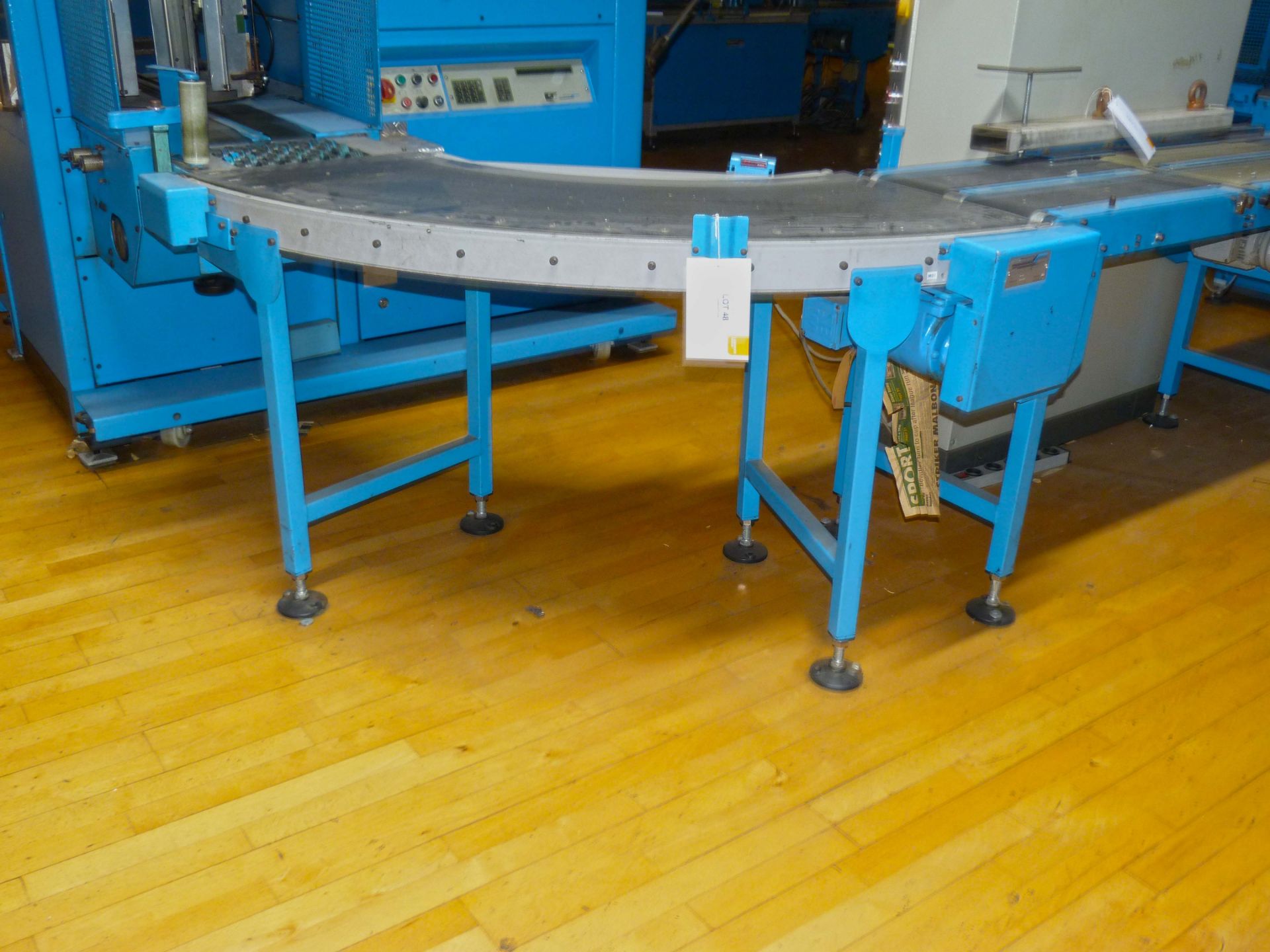 MULLER MARTINI Type 6248 90 degree bend Corner belt conveyor