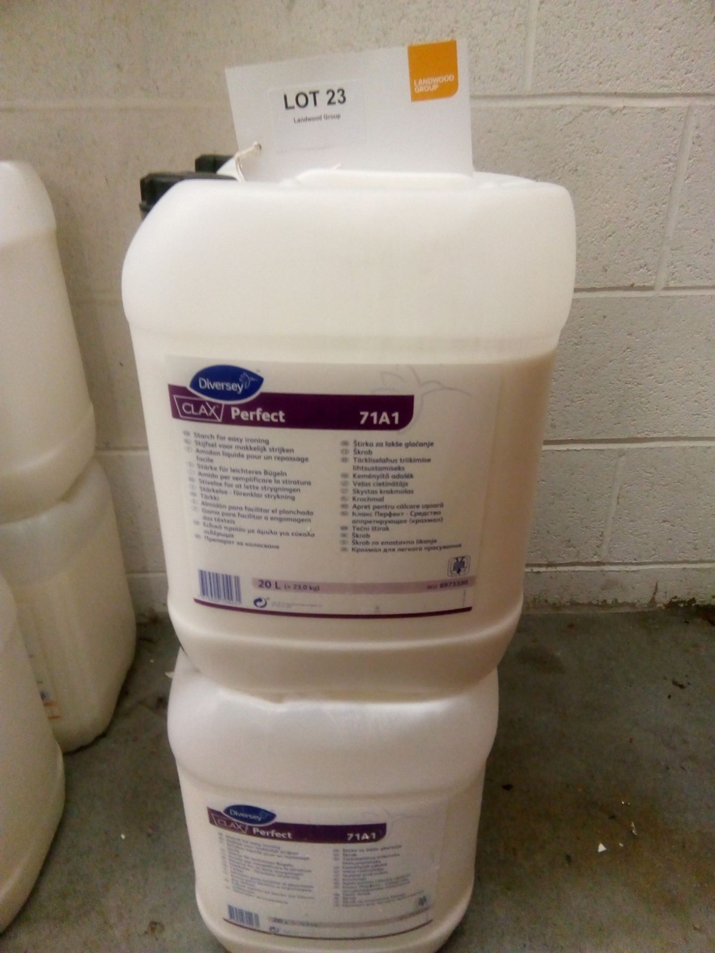 4 x 20 litre DIVERSEY Clax Perfect 71A1. Starch for easy ironing.