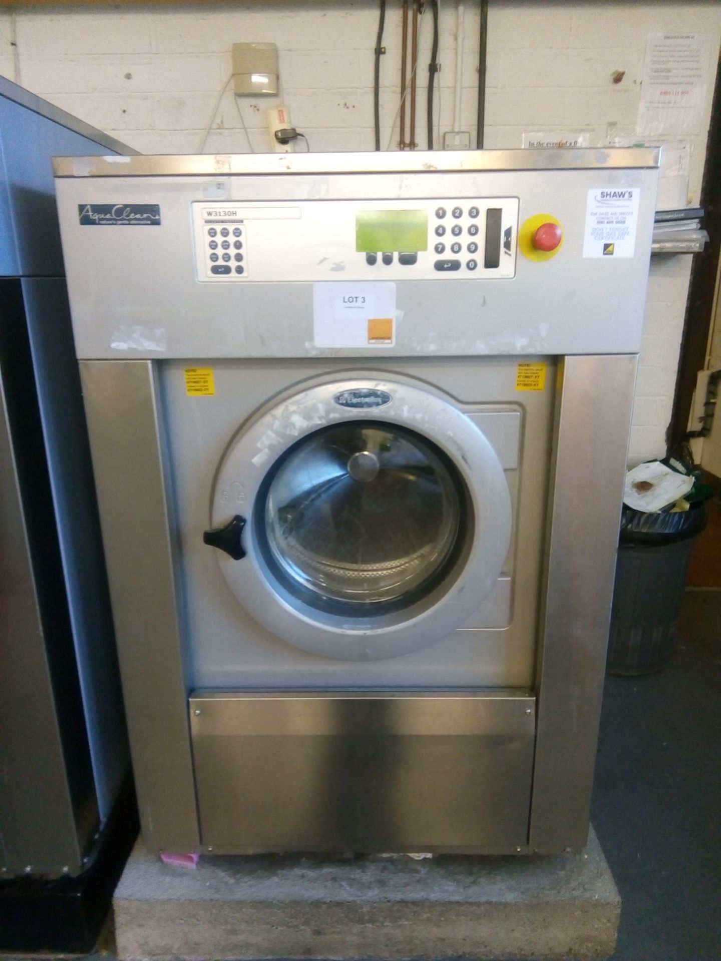 ELECTROLUX W3130H commercial washing machine. Serial no. 00650/0017292 - 3 phase