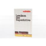Märklin-Buch ”Lexikon der Superlative”, mit Lesezeichen, Alterungsspuren