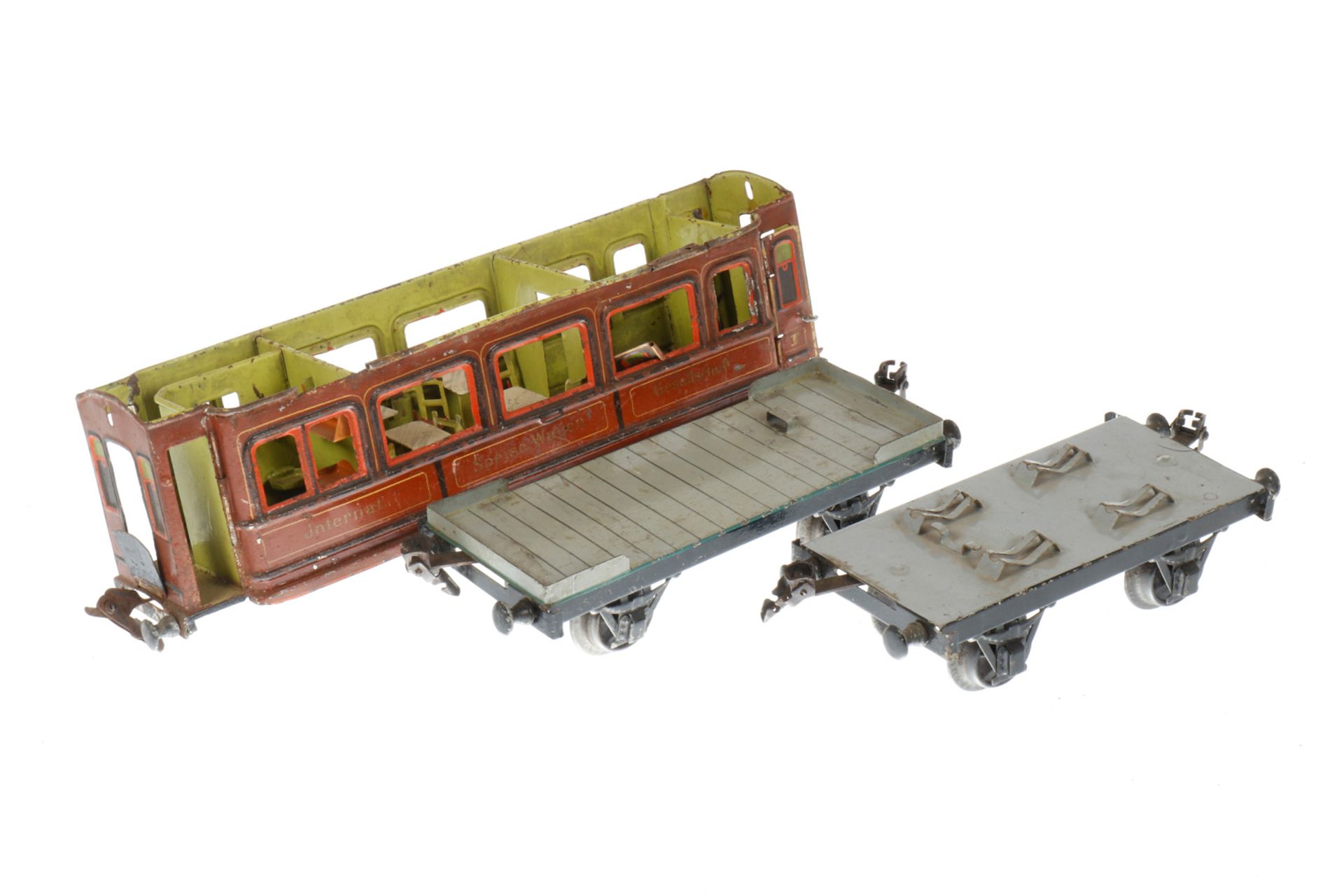 3 Teile von Märklin Spur-1-Wagen, uralt, darunter von Speisewagen, besch. und NV, L 18-32, als