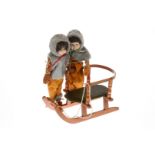 2 Eskimo-Puppen auf dem Schlitten, H 45 cm, Z 2