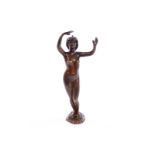 Kleine Bronzefigur, tanzendes Mädchen, um 1900, undeutlich signiert, wohl ”B. More”, ohne