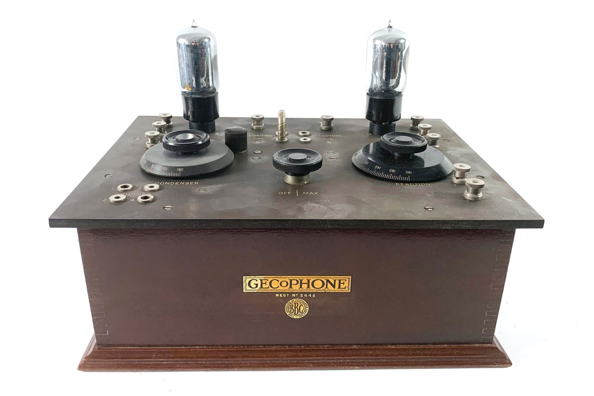 Gecophone Radiogerät, Nr. 5448, BBC, British Patent, B.C. 3250, Inst. Nr. 1554, mit 2 Reglern und