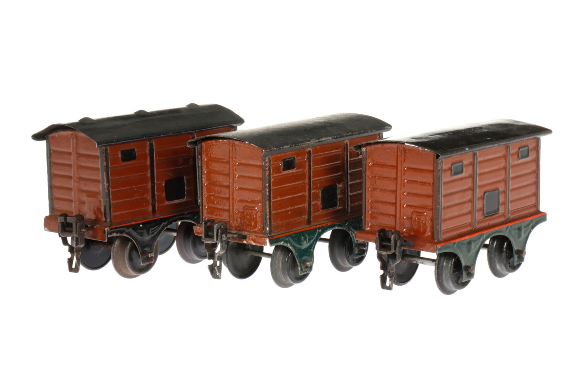 3 Märklin gedeckte Güterwagen 1803, S 0, handlackiert, Alterungs- und Gebrauchsspuren, Dächer