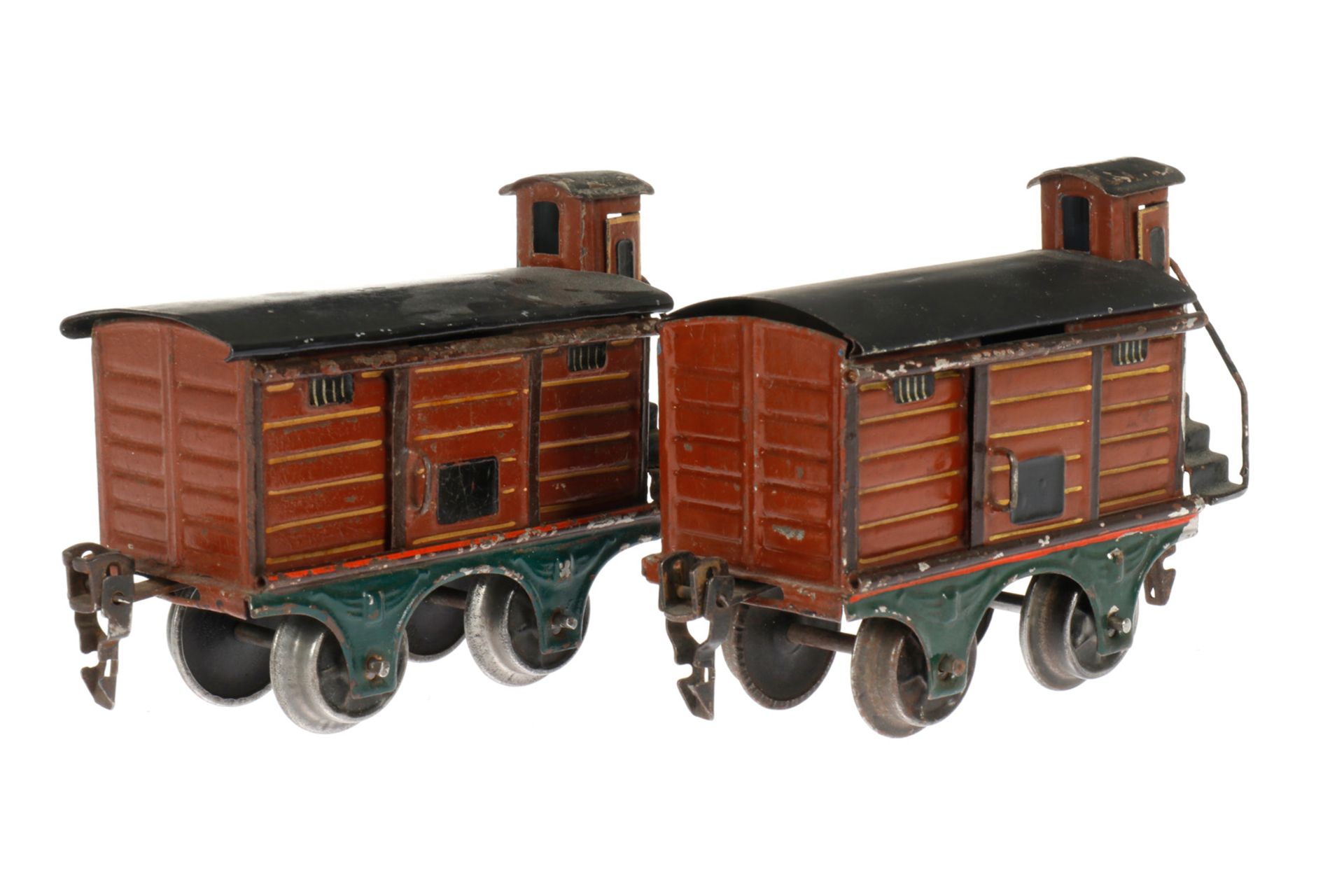 2 Märklin gedeckte Güterwagen 1804, S 0, handlackiert, 1 Dach ersetzt, Lackschäden, Alterungsspuren,
