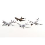 4 Gorgi Flugzeugmodelle, Maßstab 1:144, Alterungsspuren