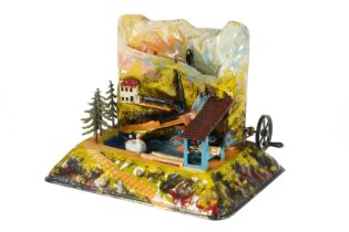 Bing Antriebsmodell Bergdiorama, mit Wasserrad, Baumstammsäge, See und Ente, uralt, HL, L 27,