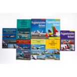 8 Bücher über Flugzeuge, Alterungsspuren