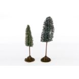 2 Luffa-Bäume, mit Metallgussfuß, H 19,5 und 21