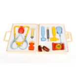 Fisher-Price Koffer ”Medical Kit”, Kunststoff, Alterungsspuren