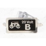 Märklin Lokschild ”20 Volt B”, Messing