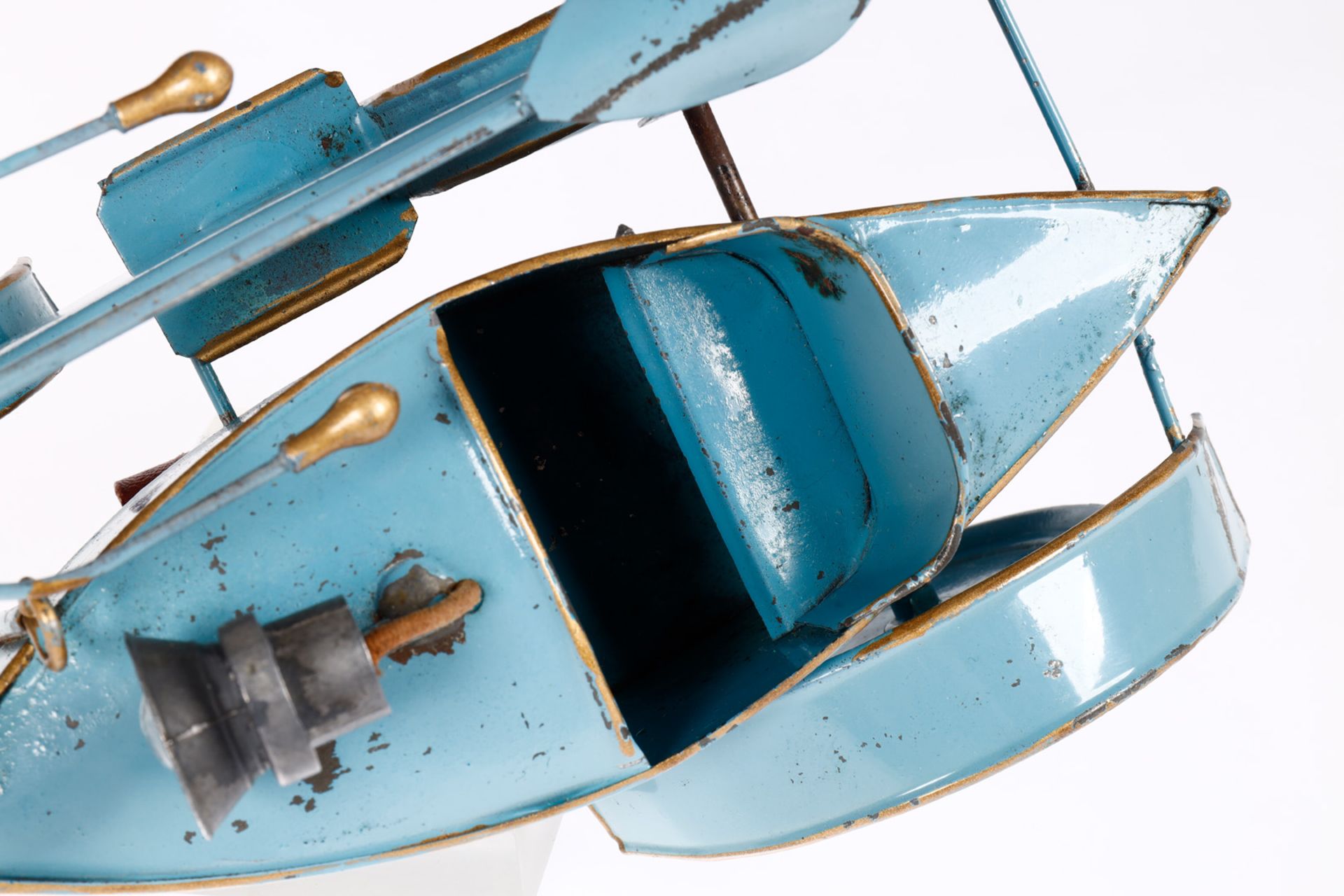 Pinard Motorrad mit Seitenwagen, uralt, hellblau handlackiert, Uhrwerk intakt, mit elektrisch - Image 4 of 9