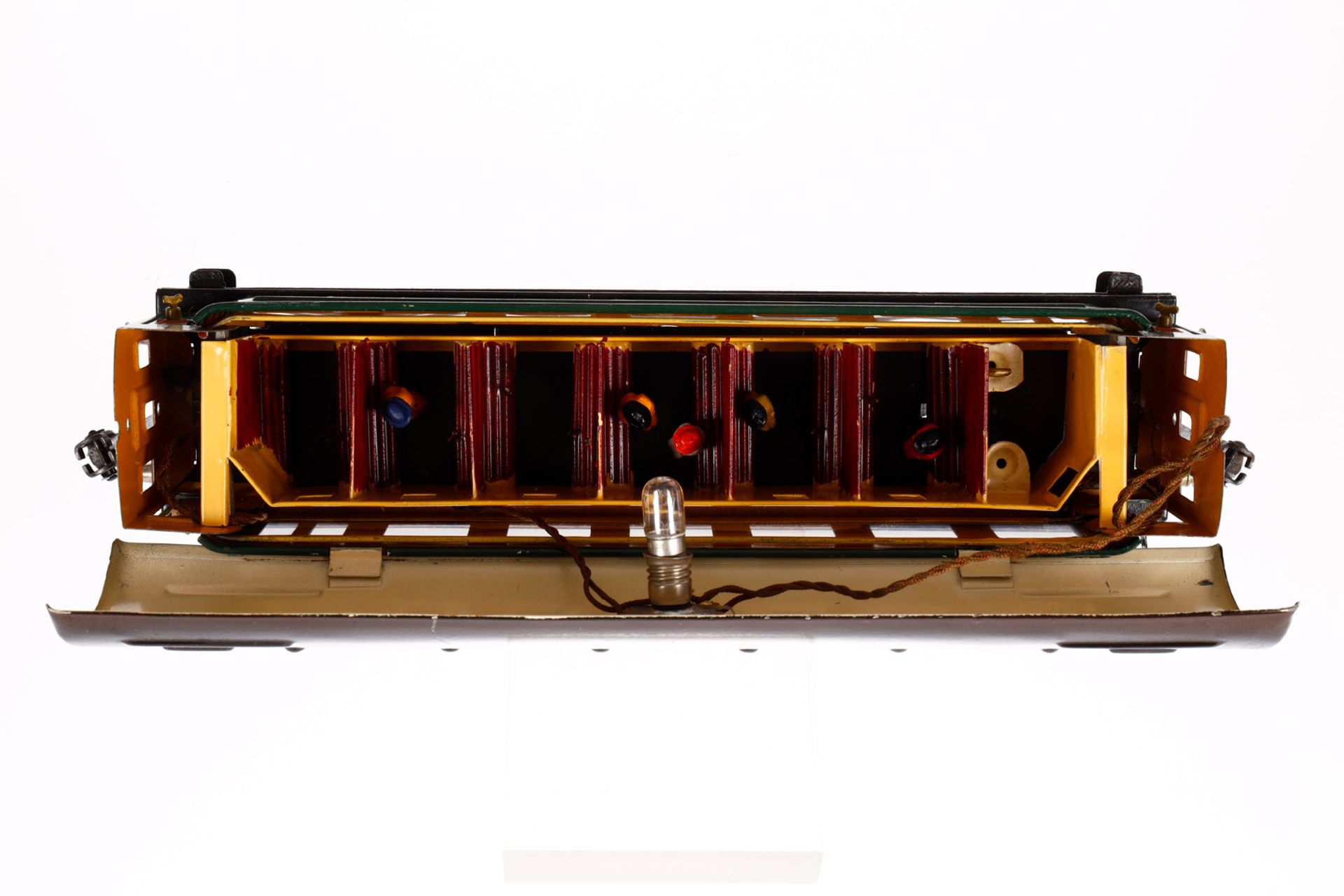 Märklin Personenwagen 1841 G, Spur 0, CL, mit Inneneinrichtung, 4 AT, Gussrädern, Schildern, - Bild 5 aus 6