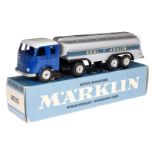 Märklin Treibstoff-Tankwagen 8032, blau/silbern/weiß, LS und Alterungsspuren, OK, Z 2