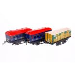 3 Hachette/Hornby Spur-0-Wagen, 1 Dach lose, L 13, Z 2-3