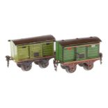 2 Märklin ged. Güterwagen, Spur 0, uralt, je mit 1 ST, 1 rest., LS, L 9,5, Z 3