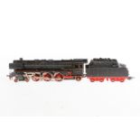 Märklin 2-C-1 Schlepptenderlok "01 097" F 800. Spur H0, Guss, schwarz, LS und Alterungsspuren, im