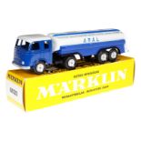 Märklin Treibstoff-Tankwagen 8032, blau/weiß, LS und Alterungsspuren, OK, Z 1-2