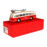 Eheim Trolley-Bus "BSV" 6100 C, Spur H0, creme/rot, LS und Alterungsspuren, im OK, sonst Z 2