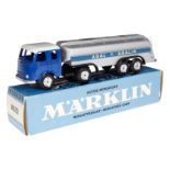 Märklin Treibstoff-Tankwagen 8032, blau/silbern/weiß, LS und Alterungsspuren, im OK, Z 2
