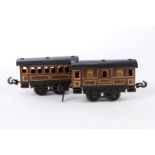 2 Carette englische Wagen, Spur 0, CL, tw LS, L 11, Dächer nachlackiert, Z 3