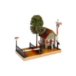 Märklin Wärterhaus 2164, HL, mit Signal, Baum und Haltschild, LS und gealterter Lack, L 21, sonst