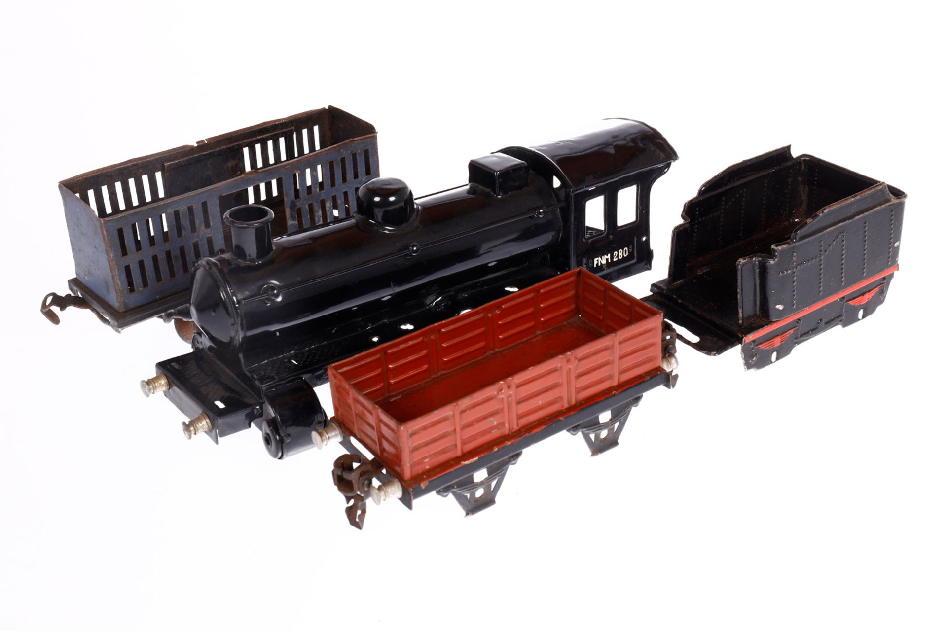 Konv. Märklin Lokgehäuse, Tender und 2 Wagen, Spur 0, besch. und NV, tw nachlackiert, zum