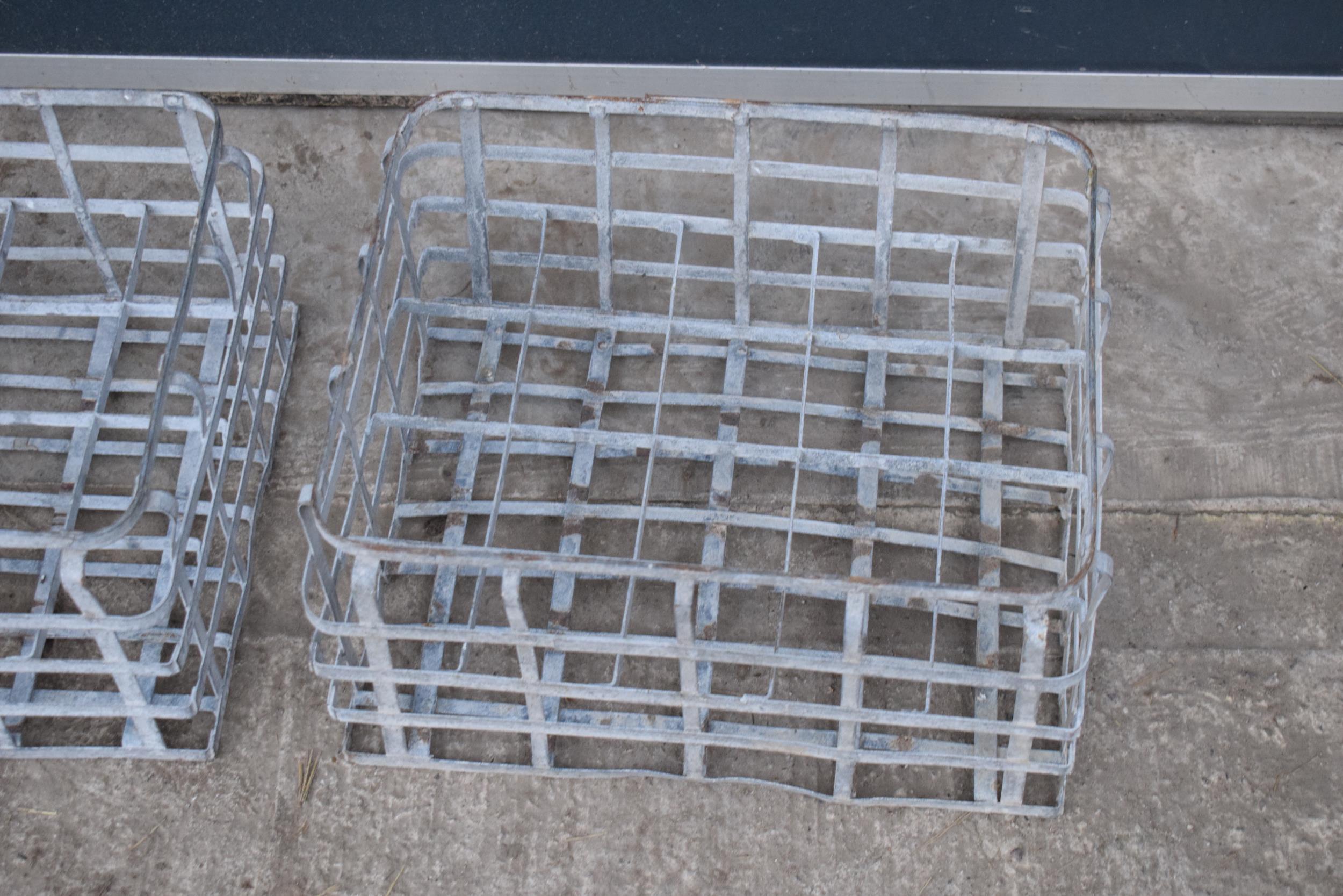 A pair of vintage metal stacking milk crates. Each to hold 16 bottles. Approx 44 x 35cm. - Image 4 of 6